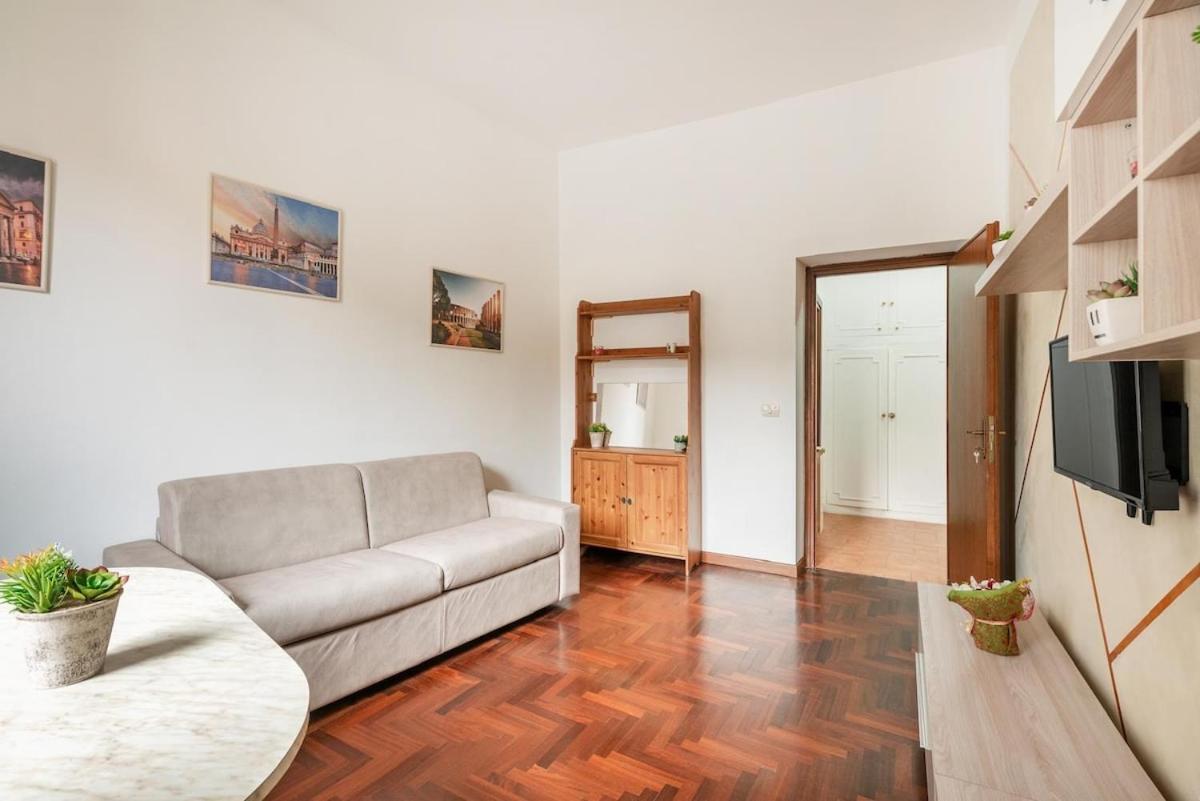 Marisa Vatican House Apartment Rom
